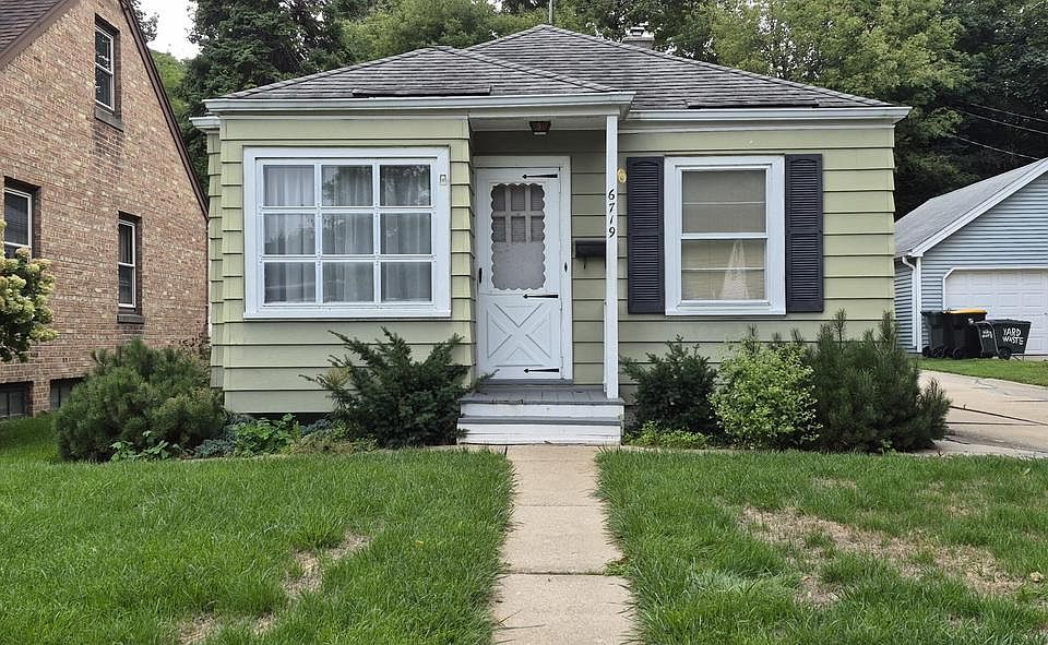 1st image of 6719 Hillside LANE