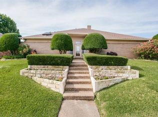 1506 Sunnyslope Dr, Carrollton, TX 75007