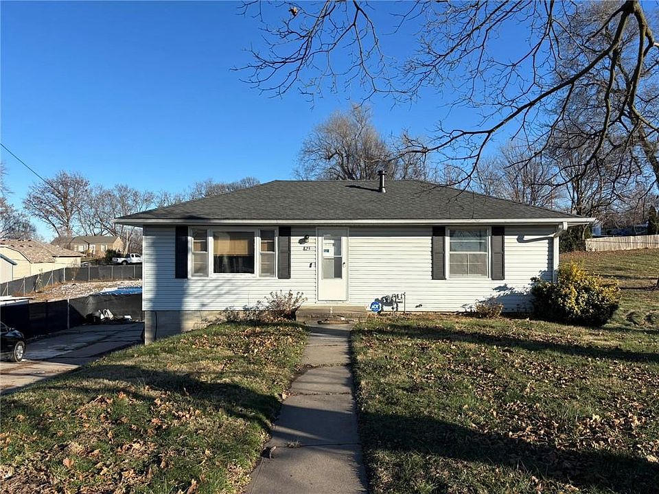 1st image of 825 Trevillian Dr