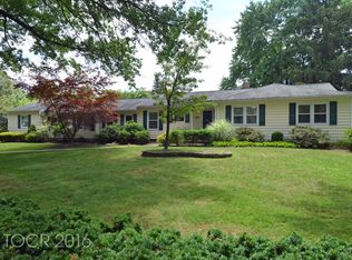 404 Patton Pl, Wyckoff, NJ 07481