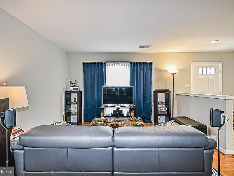 8606 Rocky Gap Ct — Photo 6