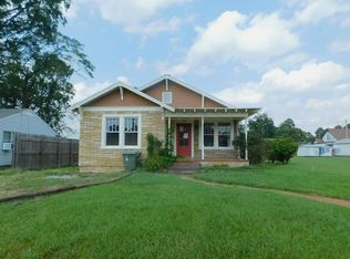 108 W Church St, Walstonburg, NC 27888