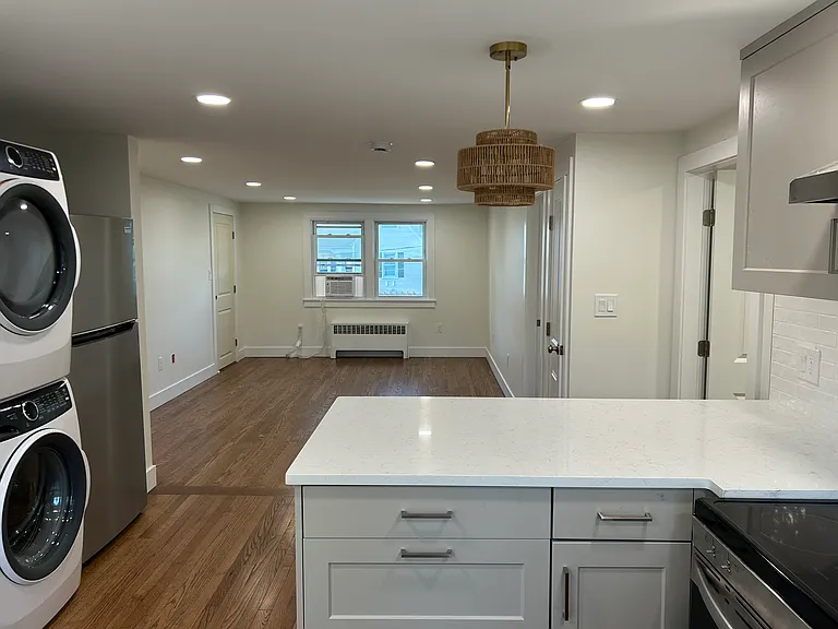 25 Fairlawn Ave #23 — Photo 19