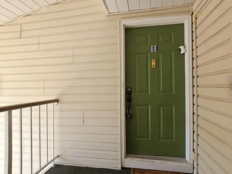 58 Mulberry Ct — Photo 2
