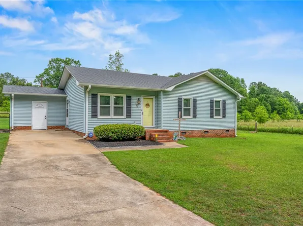1011 Campbell Rd, Belton, SC 29627