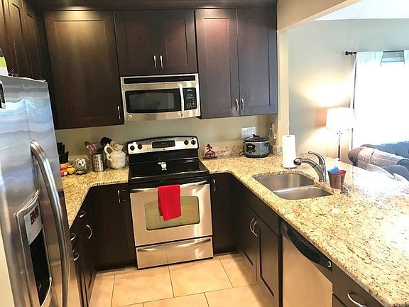 Kitchen / Living Room