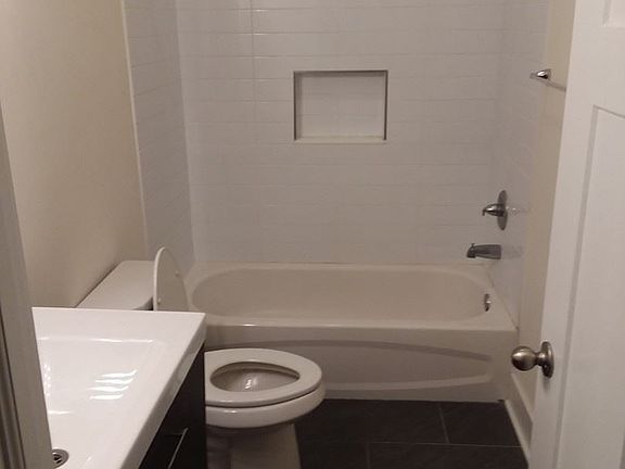 5th image of 425 South St #1