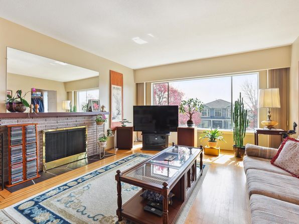 375 E 63rd Ave, Vancouver, BC V5X 2J8