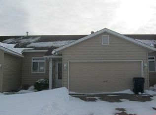 4116 Jarmann Ln, Shakopee, MN 55379