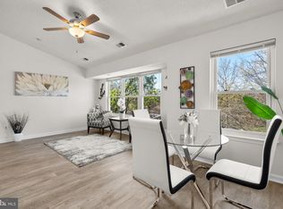 2701 Leaf Drop Ct APT 10-18, Silver Spring, MD 20906