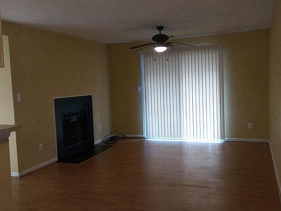 4th image of 574 Candle Ln APT 101