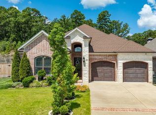 37 Belles Fleurs Cir, Little Rock, AR 72223
