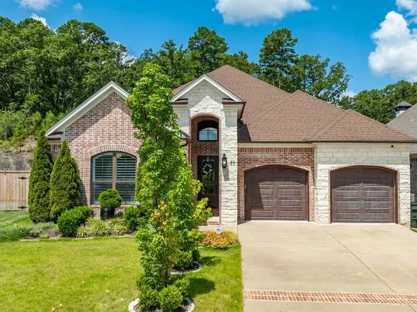 37 Belles Fleurs Cir, Little Rock, AR 72223