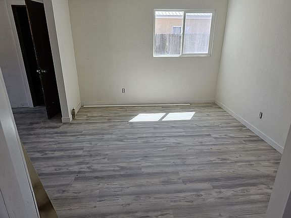 5th image of 2313 E 15th St