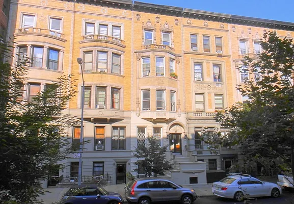 Rented by Balass Ralph, LREB | media 23