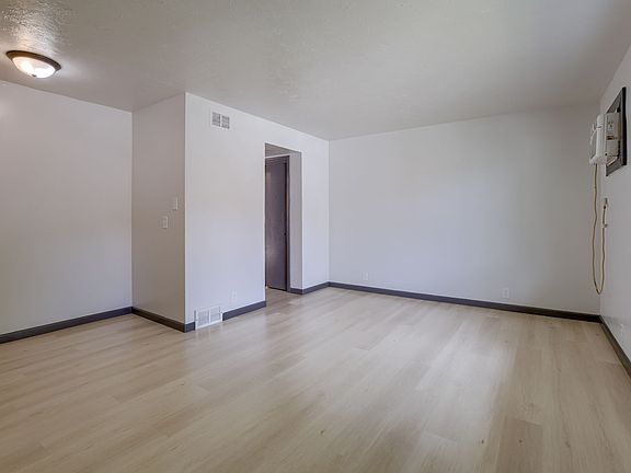 2nd image of 4505 Lafayette Ave APT 6