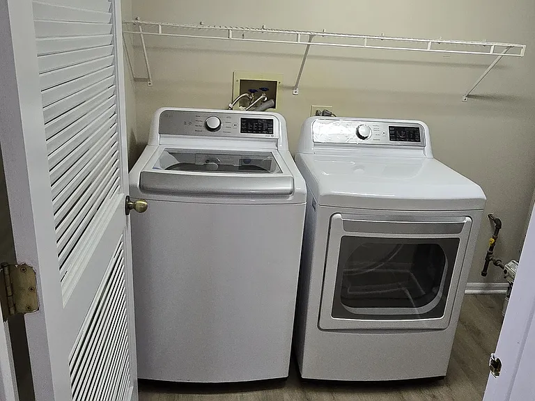 Laundry room with storage