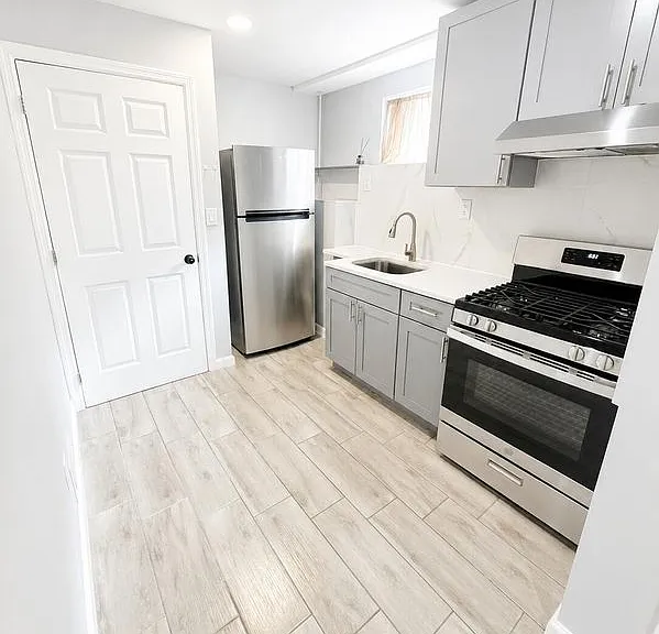 24 Drumgoole Rd #1 — Photo 2