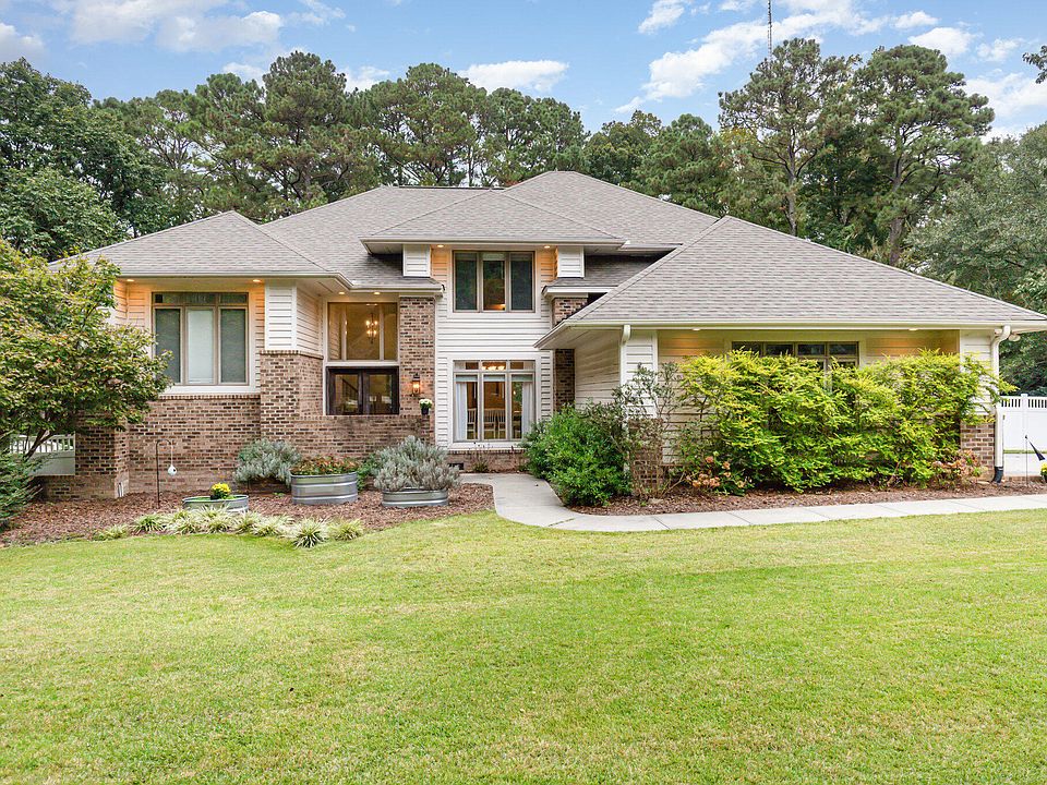 1st image of 3505 Knightshire Dr