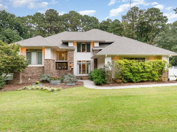 3505 Knightshire Dr, Apex, NC 27539