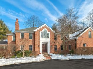 18 Harriman Drive, Port Washington, NY 11050