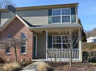 33 Petersburg Ln, Duncannon, PA 17020