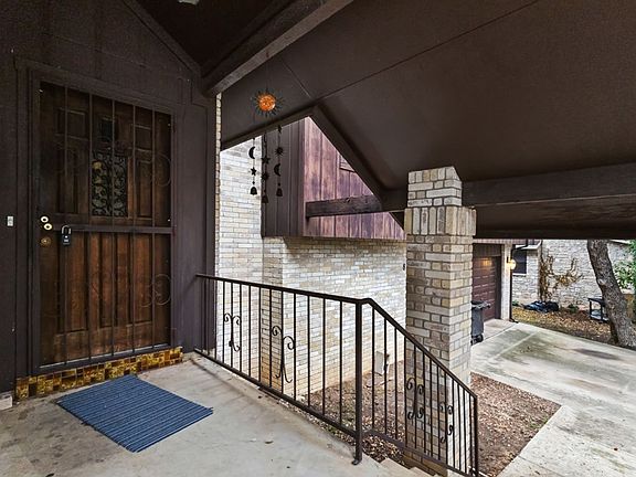 3rd image of 8519 Star Creek Dr