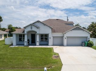 271 SW North Wakefield Cir, Port Saint Lucie, FL 34953
