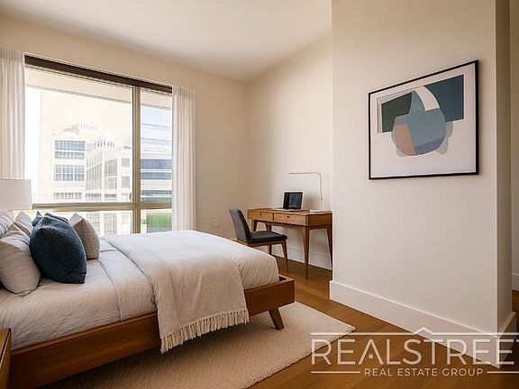 4th image of 9002 Queens Blvd APT 514