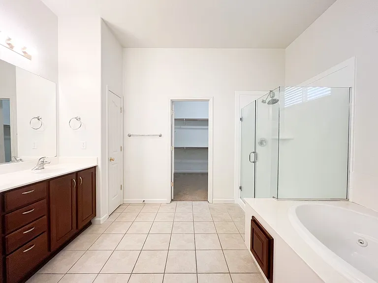 9721 Toscano Dr — Photo 41
