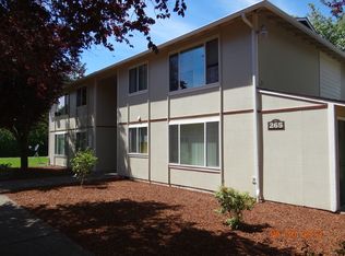 265 Gateway Blvd APT C, Cottage Grove, OR 97424