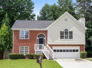 1145 Eagle Pointe Dr, Lawrenceville, GA 30044