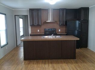 2001 E Steve Owens Blvd #92, Miami, OK 74354
