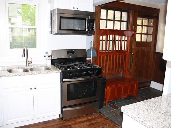 5th image of 618 Park Ave