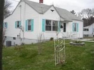 302 Easley St, South Boston, VA 24592