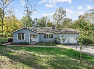 326 Long Hill Rd E, Briarcliff Manor, NY 10510