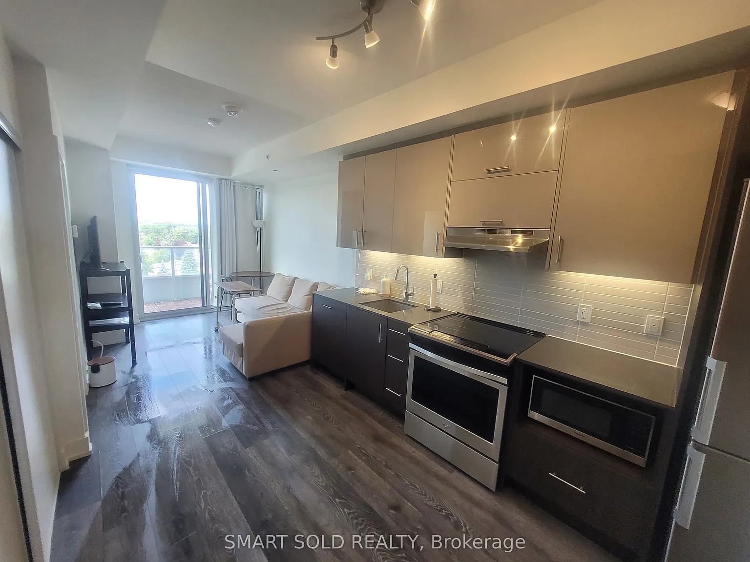1 bed, $2,000 — Photo 4