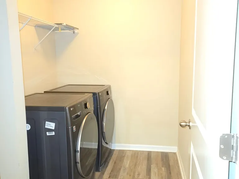 3524 Castleberry Village Cir — Photo 23