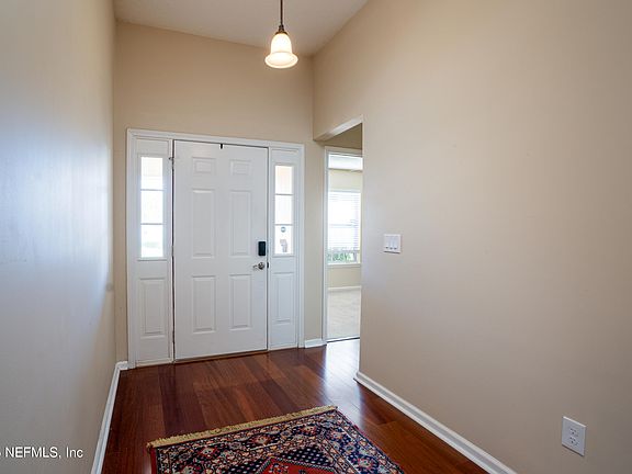 3rd image of 2378 COOL SPRINGS Drive N