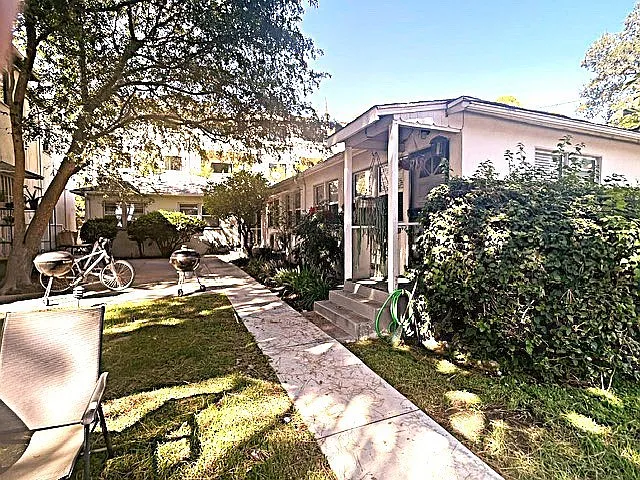 1 bed, 600 sqft, $2,500 — Photo 1