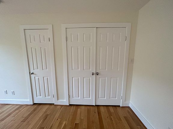 5th image of 1335 N Harvard Blvd
