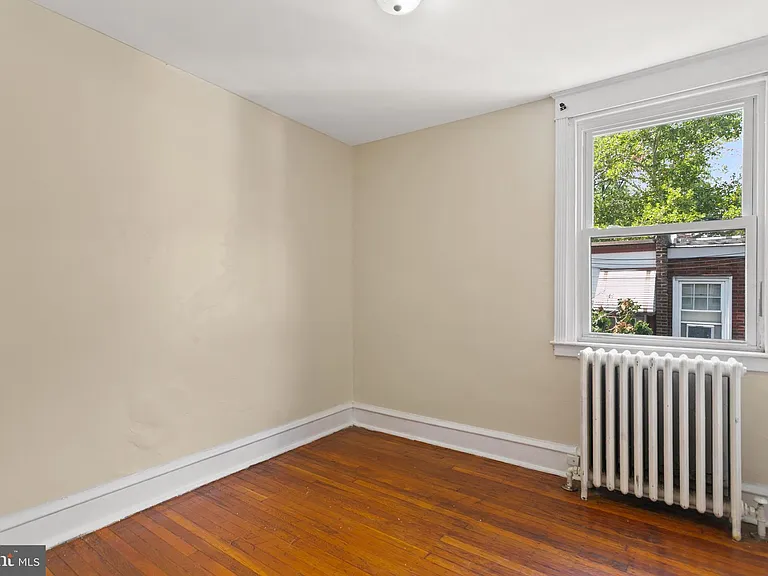 450 Glendale Rd — Photo 11