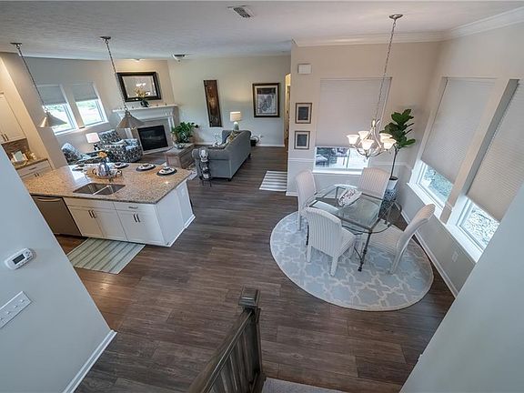 4th image of 5759 Buskirk Dr
