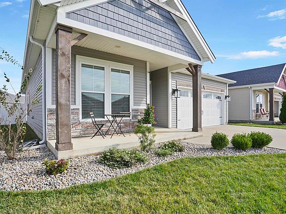 3rd image of 4624 Brentford Dr