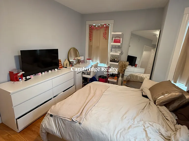 6 Durham St #2 — Photo 5