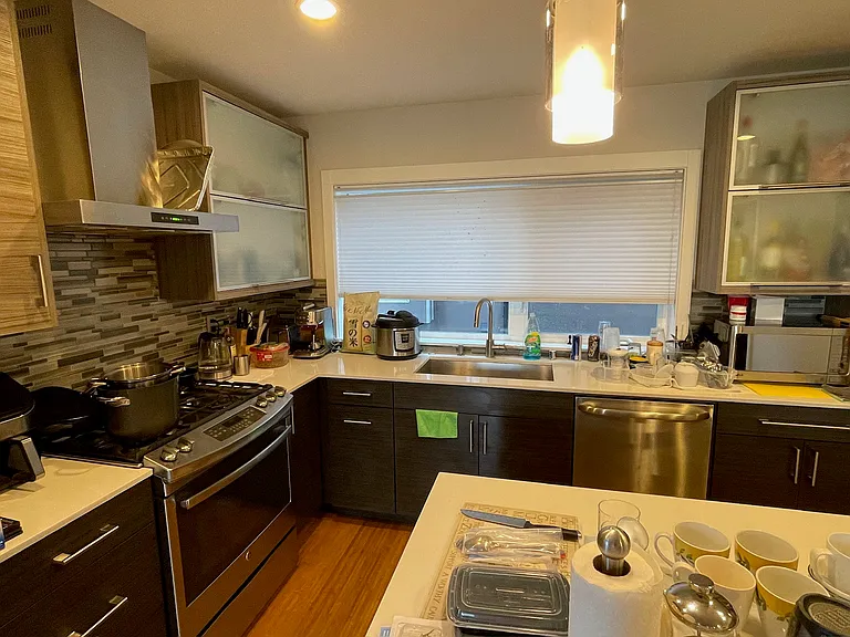 1766 Valentine Pl S #1766 — Photo 4