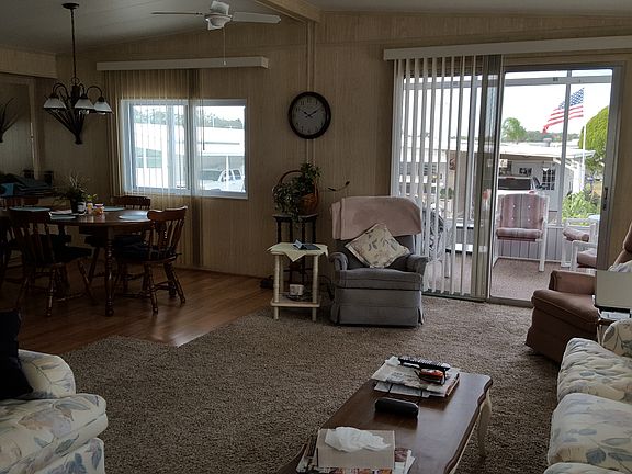 3rd image of 7052 El Conquistador St