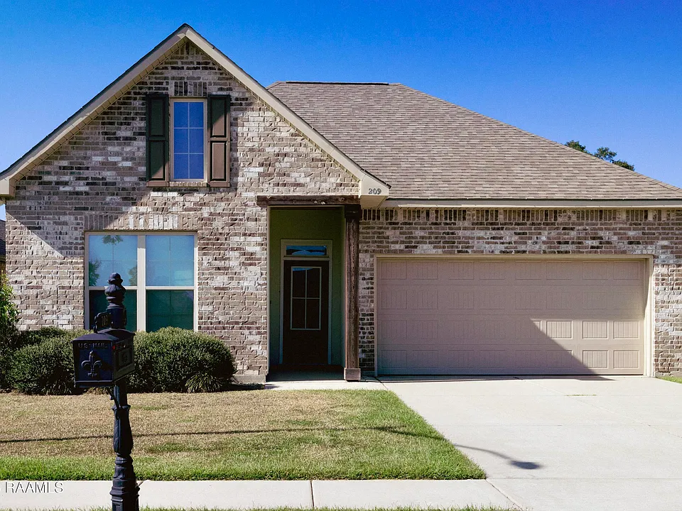 209 Berg Ct