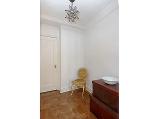 Sold by Corcoran | media 14