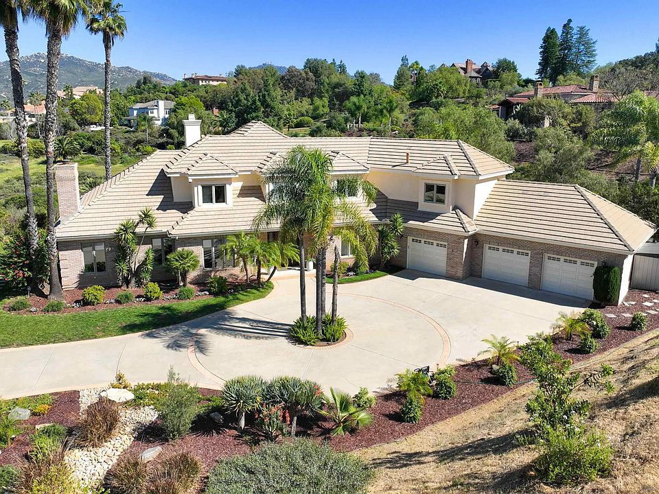 1st image of 17941 Vista Lomas Dr